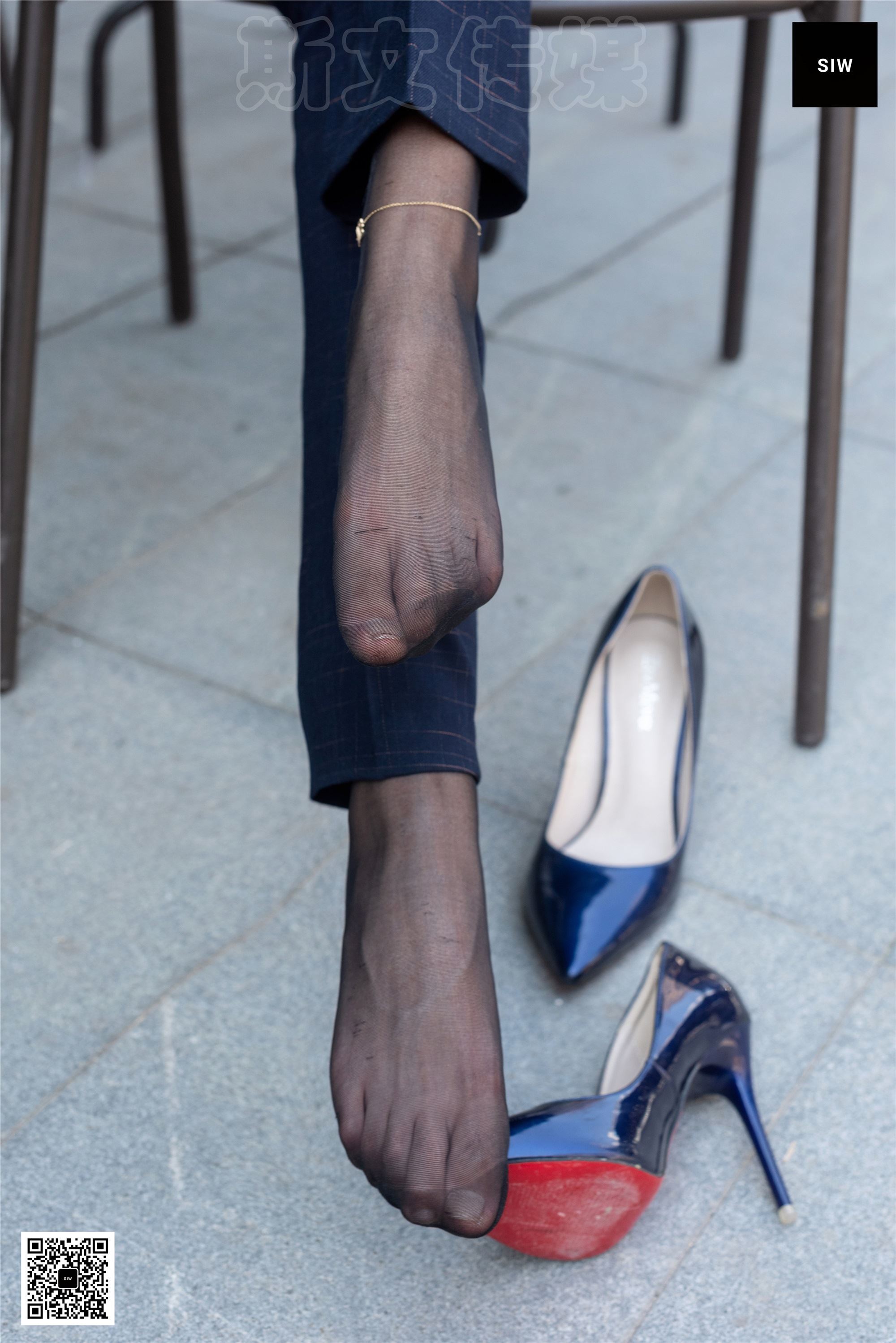 SIW斯文传媒 061 秋冬厚毛呢方格制服优雅修身西装套（蓉儿）